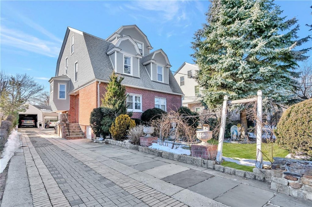 1 of 1 - 566 Webster Avenue, New Rochelle, NY