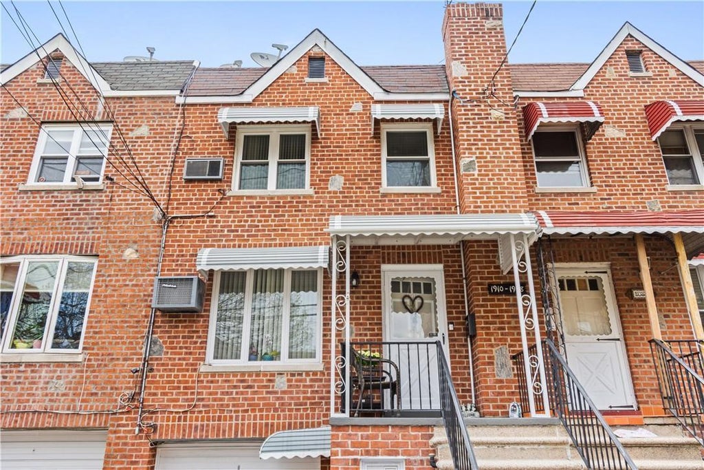 1 of 1 - 1910 Radcliff Avenue, Bronx, NY