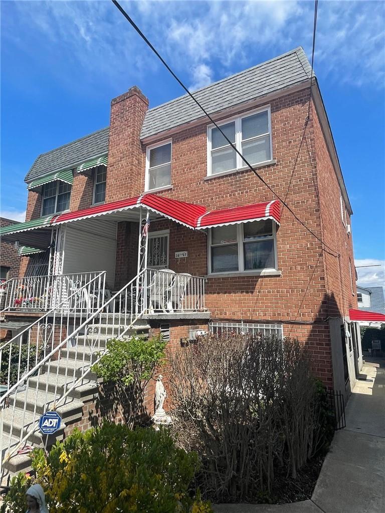 1 of 1 - 3697 Tremont Avenue, Bronx, NY