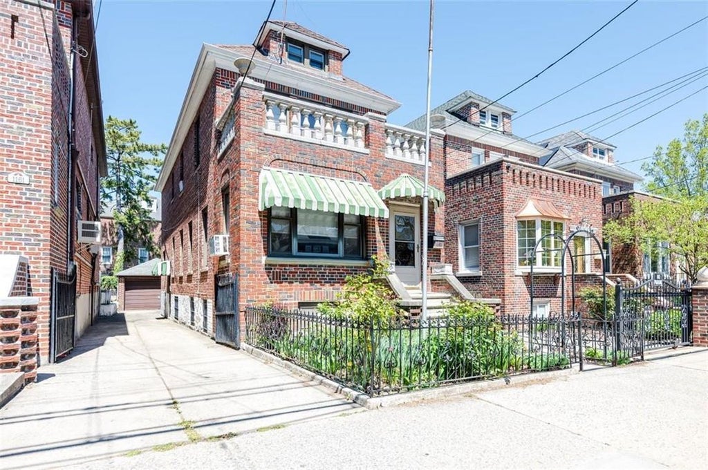 1 of 1 - 1163 Rhinelander Avenue, Bronx, NY
