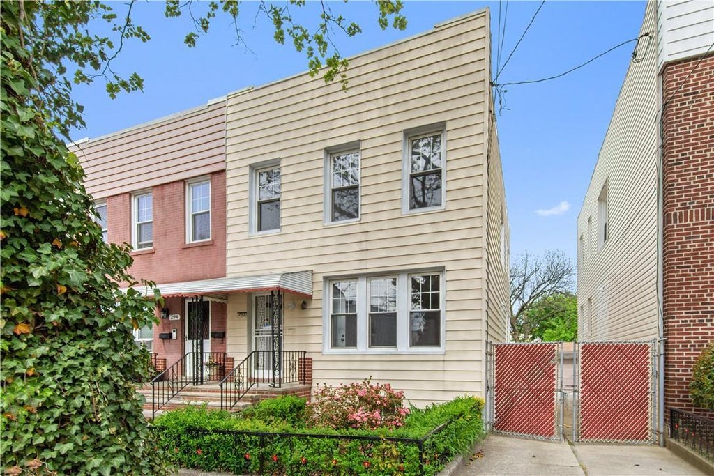 1 of 1 - 292 Logan Avenue, Bronx, NY