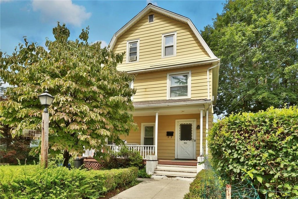 1 of 1 - 521 Manhattan Avenue, Hawthorne, NY