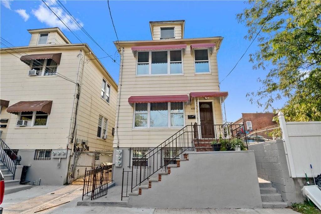 1 of 1 - 4229 Grace Avenue, Bronx, NY