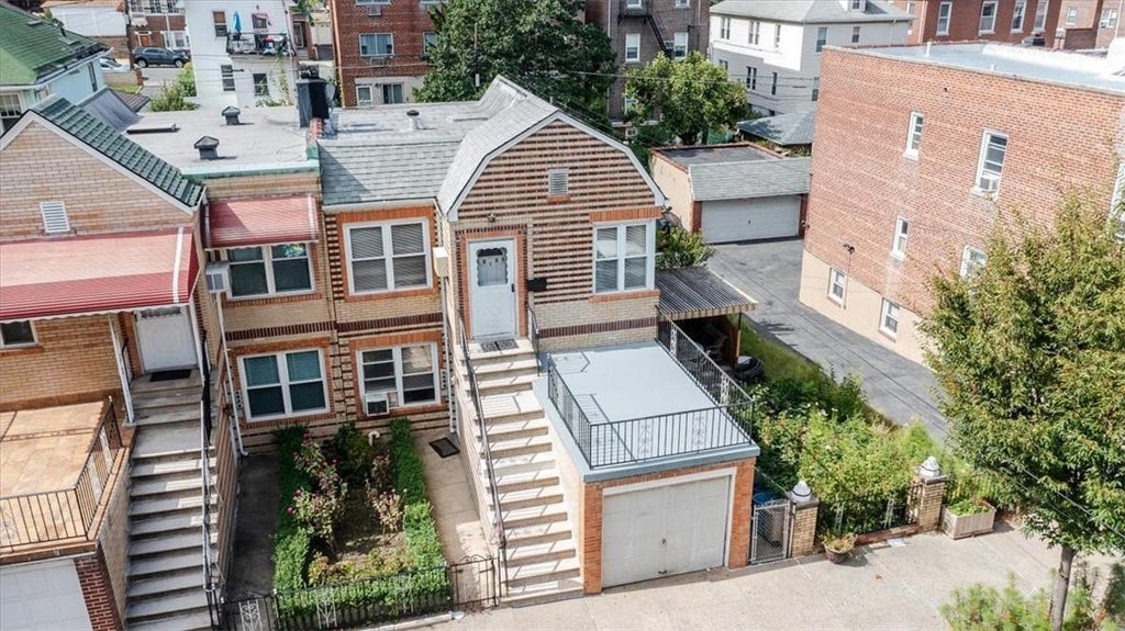 1 of 1 - 1821 Edison Avenue, Bronx, NY