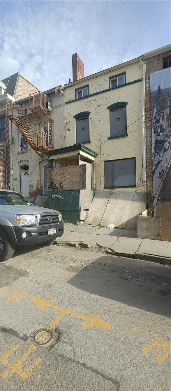 1 of 1 - 117 Lander St., Newburgh, NY