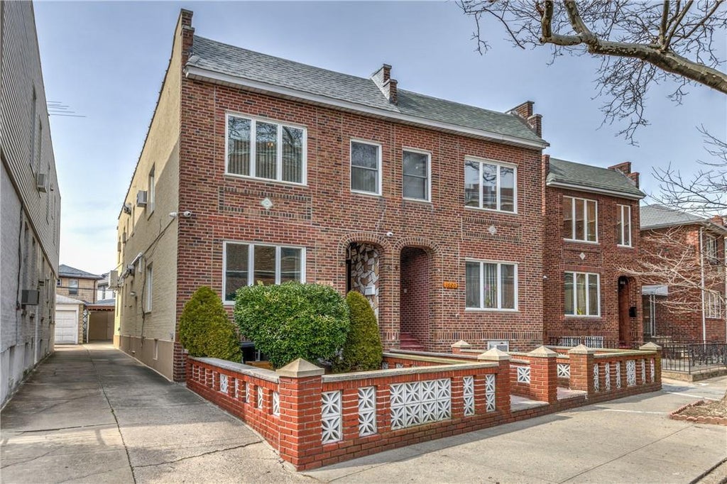 1 of 1 - 1624 1st St., Brooklyn, NY
