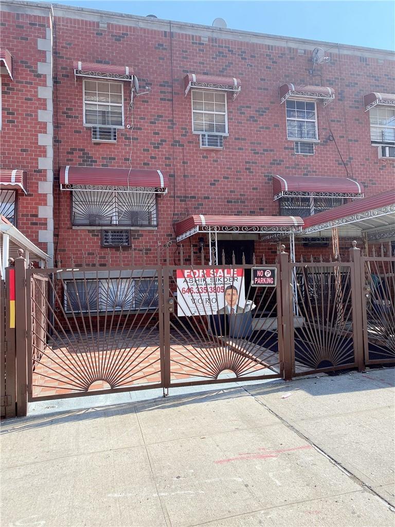 1 of 1 - 1810 Marmion Avenue, Bronx, NY