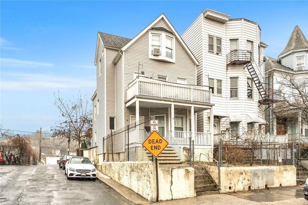 1 of 1 - 40 Caroline Avenue, Yonkers, NY