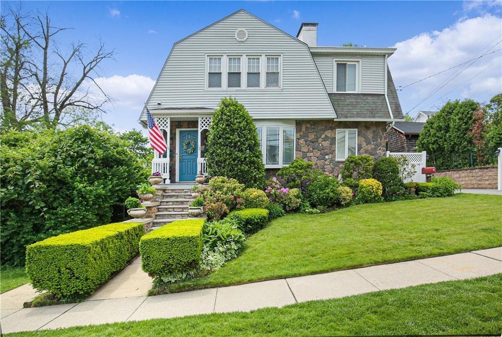1 of 1 - 144 Mayflower Avenue, New Rochelle, NY