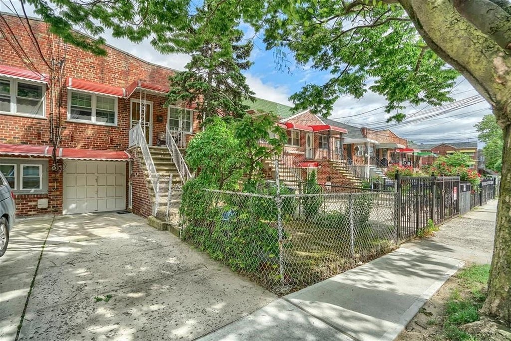 1 of 1 - 3412 Bronxwood Avenue, Bronx, NY
