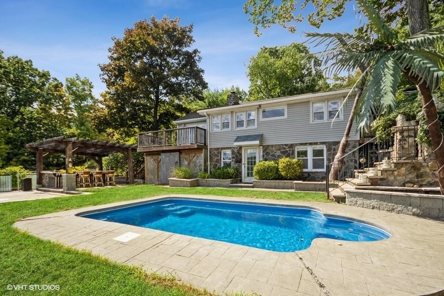 1 of 1 - 12 Lake Trail, Greenwood Lake, NY