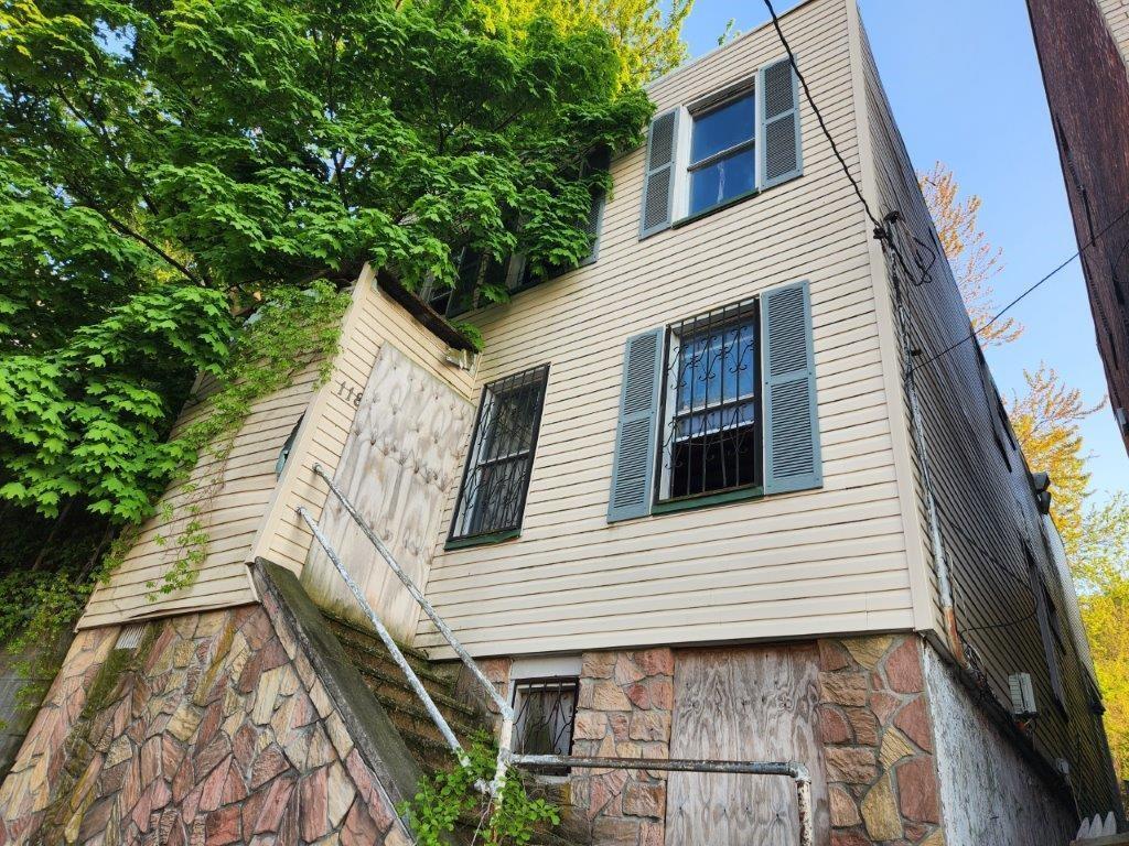 1 of 1 - 118 Maple St., Yonkers, NY