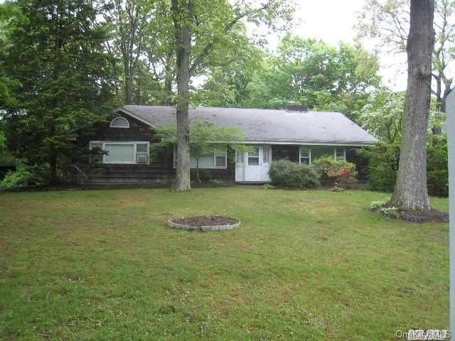 1 of 1 - 37 Kendrick Lane, Dix Hills, NY