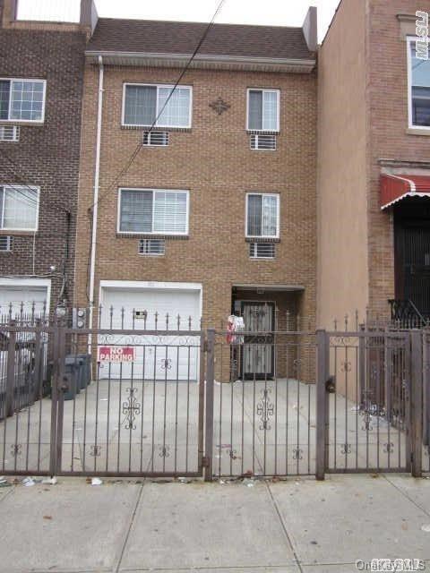 1 of 1 - 186 Highland Place, Brooklyn, NY