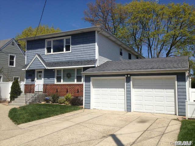 1 of 1 - Undisclosed, North Bellmore, NY