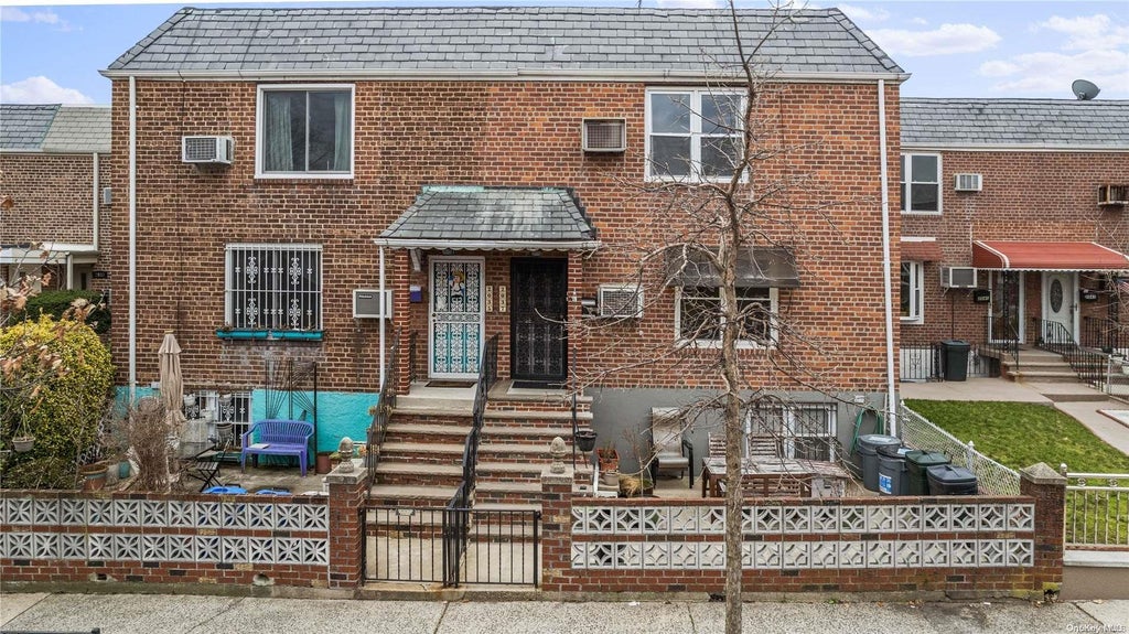 1 of 1 - 20-37 23rd St., Astoria, NY