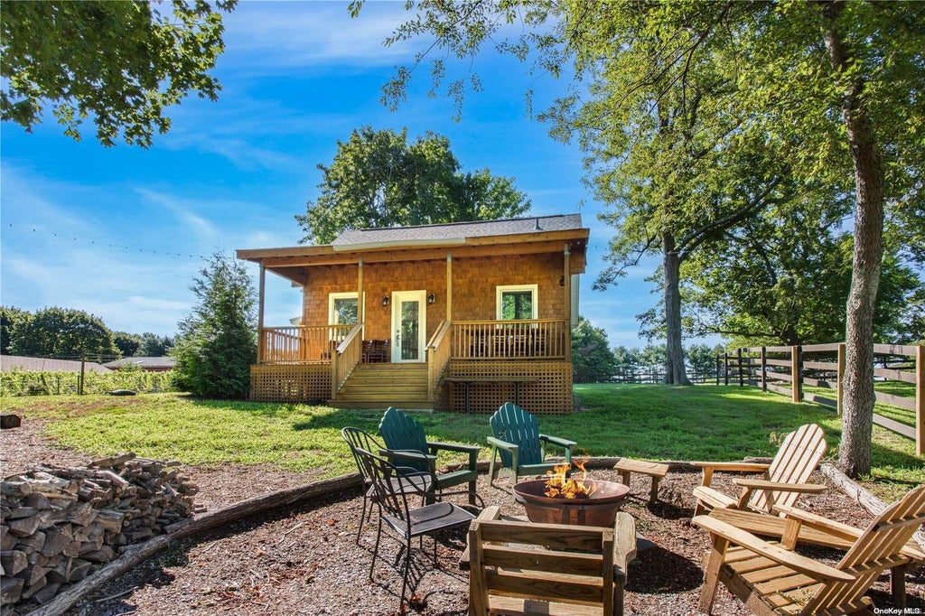 1 of 1 - 4300/4350 Sound Avenue, Mattituck, NY