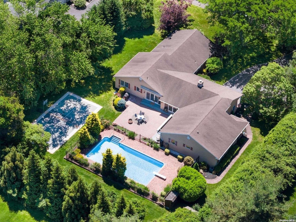 1 of 1 - 15 Gaul Road, Setauket, NY