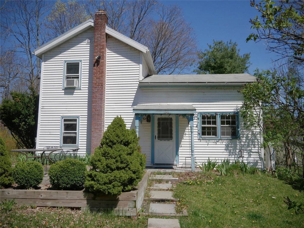 1 of 1 - 95 Mill Road, Red Hook, NY