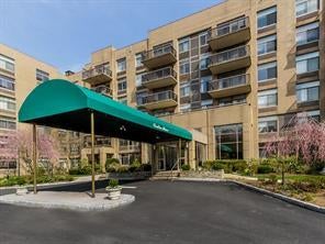 1 of 1 - 35 Chatsworth Avenue # 6q, Larchmont, NY