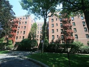 1 of 1 - 424b Larchmont Acrest West, Larchmont, NY