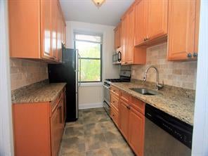 1 of 1 - 115c Larchmont Acres West, Larchmont, NY