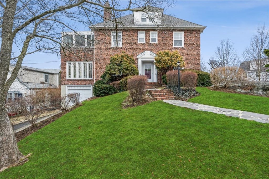 1 of 1 - 19 Alden Road, Larchmont, NY