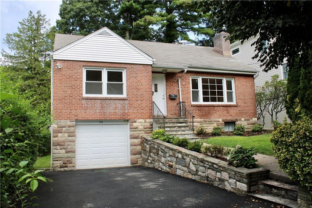 1 of 1 - 714 Forest Avenue, Larchmont, NY