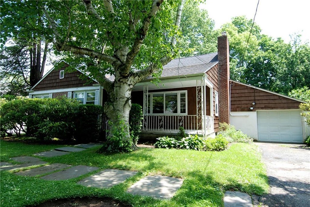 1 of 1 - 37 Pryer Lane, Larchmont, NY
