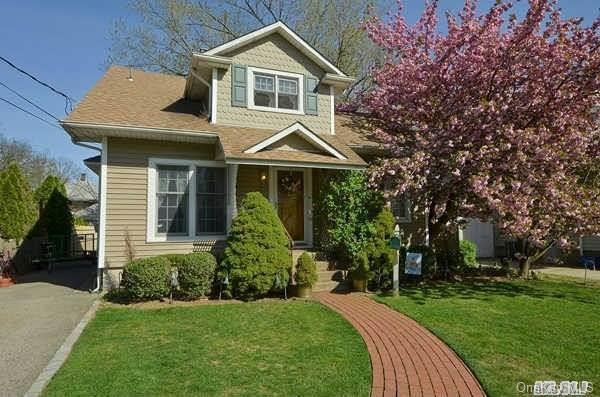 1 of 1 - 23 Liberty Avenue, Rockville Centre, NY