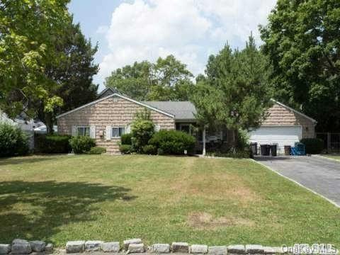 1 of 1 - 225 Maple Court, Copiague, NY