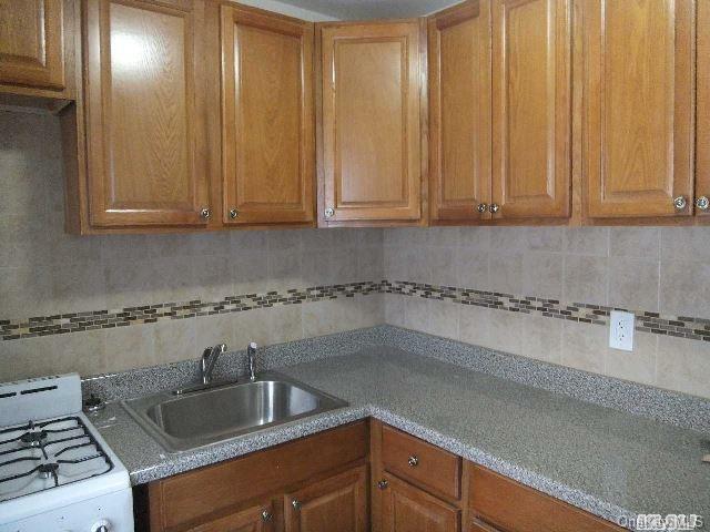 1 of 1 - 90-42 187th St. # 1st Fl, Hollis, NY