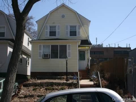 1 of 1 - 59-49 162 St. # 2fl., Flushing, NY