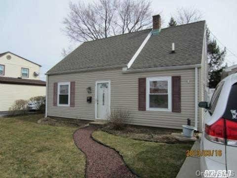 1 of 1 - 609 Gardiners, Levittown, NY