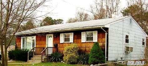 1 of 1 - 1684 Westwood Boulevard, Bay Shore, NY