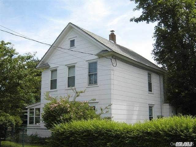 1 of 1 - 517 Brown St., Greenport, NY
