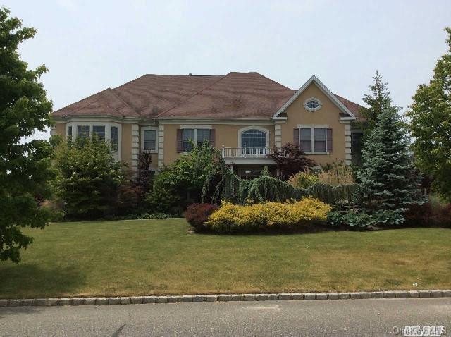 1 of 1 - Legends Circle, Melville, NY