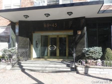 1 of 1 - 69-45 108th St. # 2f, Forest Hills, NY