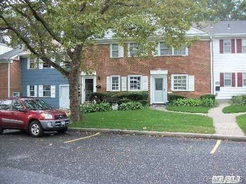 1 of 1 - 1205 Towne House, Hauppauge, NY
