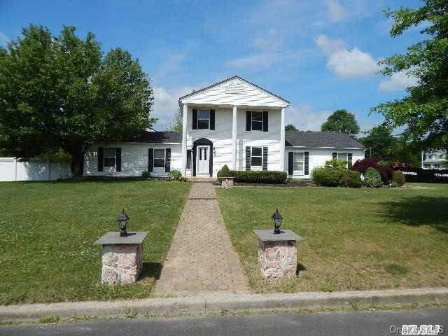 1 of 1 - 2 Magnolia Court, East Moriches, NY