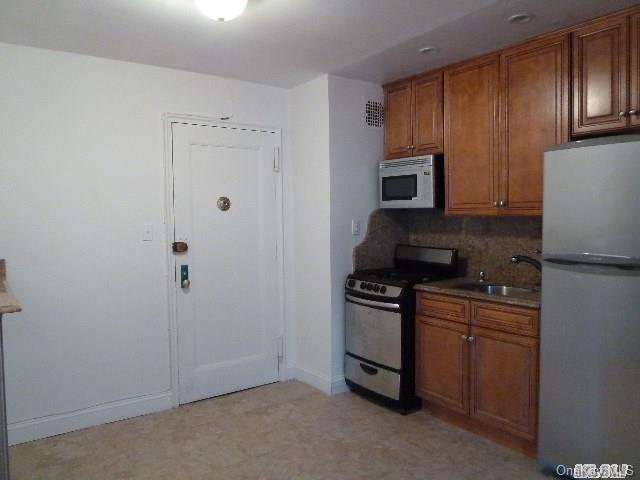 1 of 1 - 105-37 64 Avenue # 6c, Forest Hills, NY