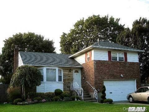 1 of 1 - 9 Stauber Drive, Plainview, NY