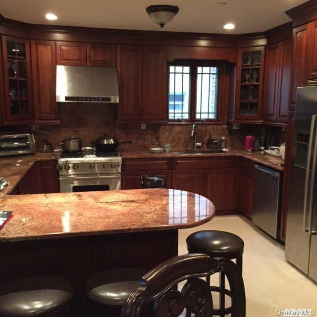 1 of 1 - 166-40 16th Road L, Whitestone, NY