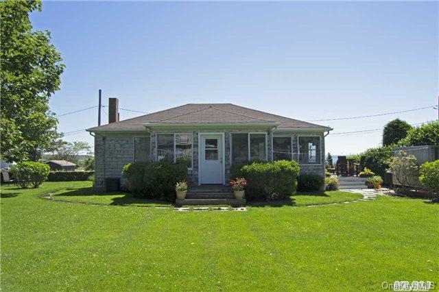 1 of 1 - 165 2nd St., New Suffolk, NY