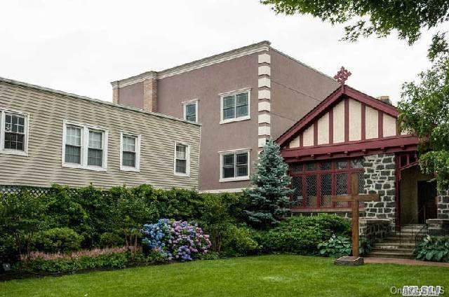 1 of 1 - 328a Main St. # 2c, Huntington, NY
