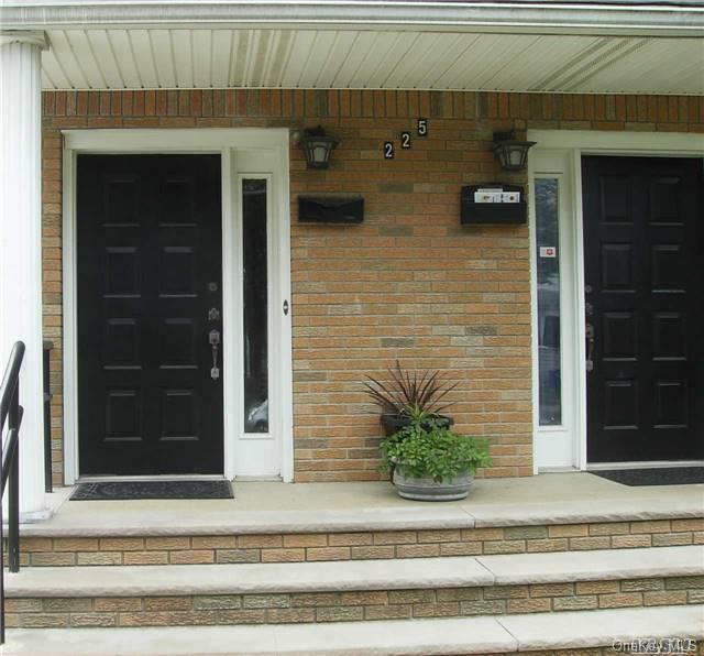 1 of 1 - 225 Cleveland Avenue # 1, Mineola, NY