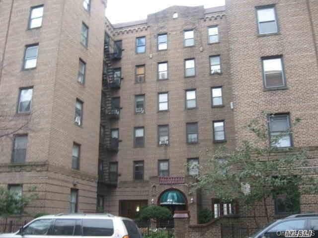 1 of 1 - 89-10 35 Avenue Street # A6, Jackson Heights, NY