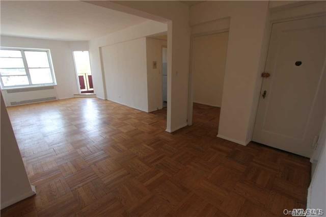 1 of 1 - 65-61 Saunders St. # 6s, Rego Park, NY