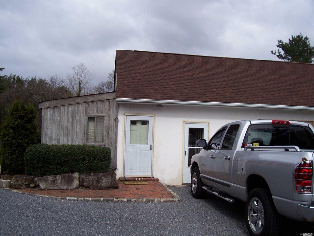 1 of 1 - 223 Oakwood Road, Huntington, NY
