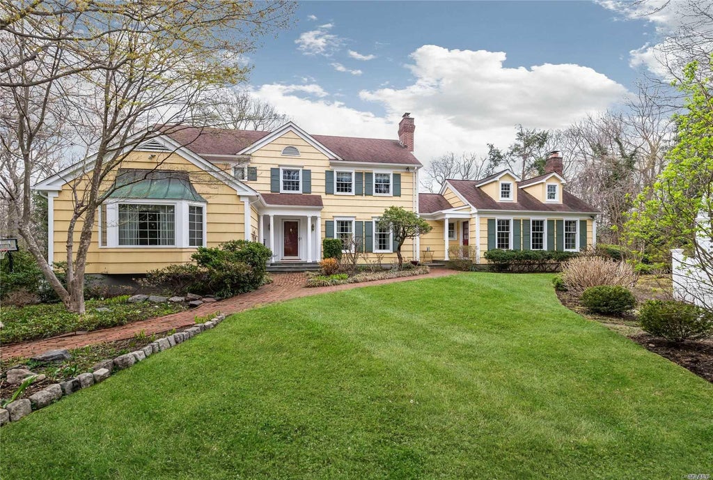 1 of 1 - 204 Sunset Road, Oyster Bay Cove, NY